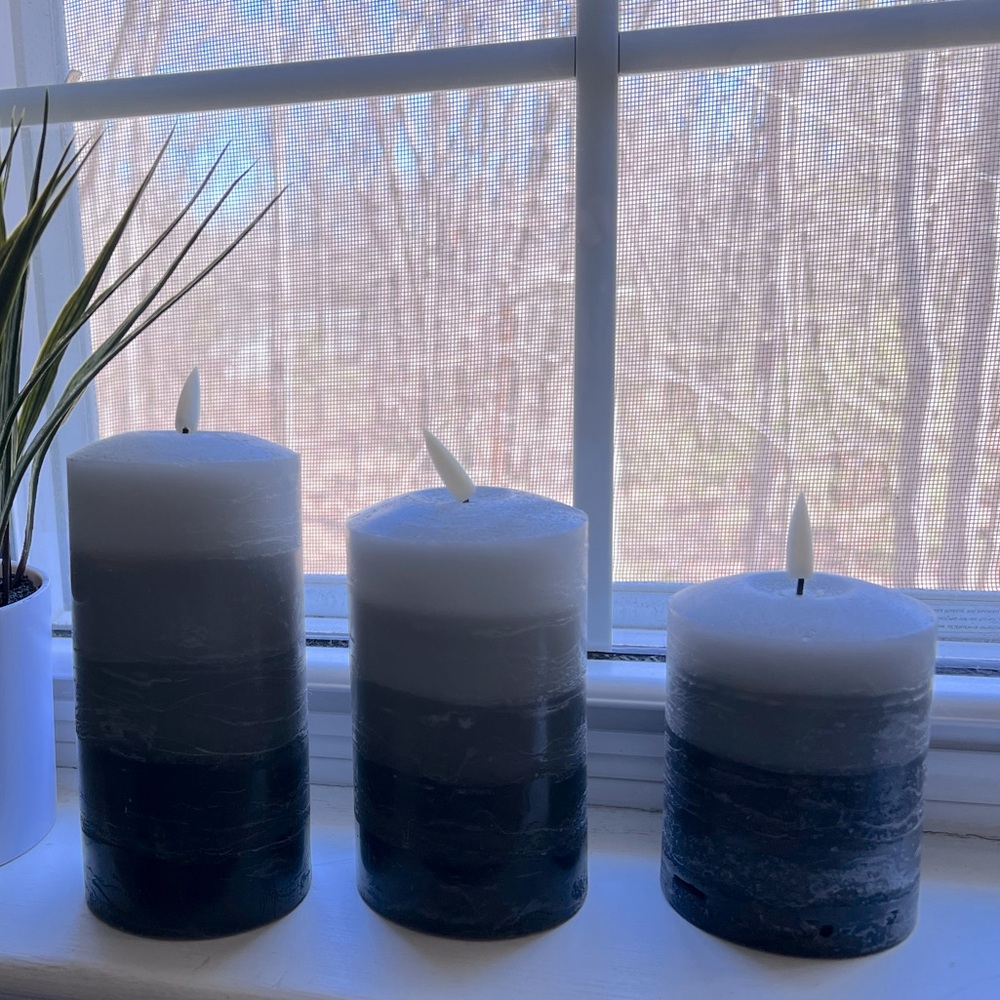 Set of 3 Wax Flameless Battery Operated Candles 🕯️